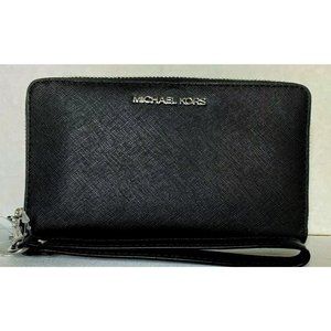 New Michael Kors Jet Set Travel Medium Zip Around Phone Holder Wallet Black